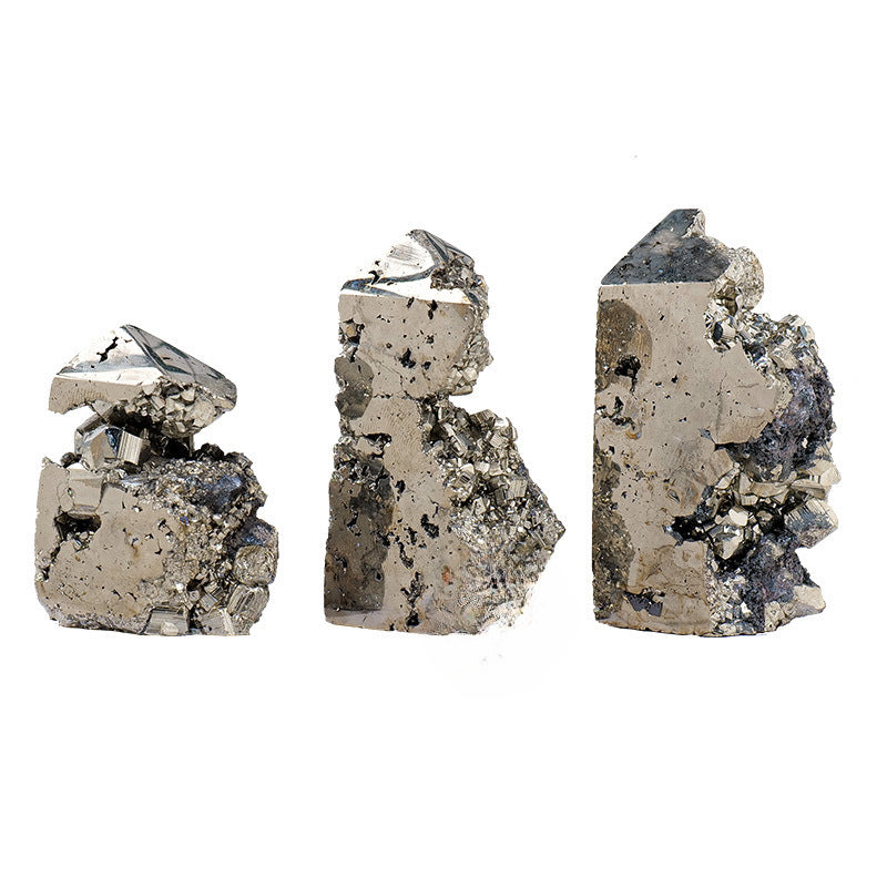 Natural chalcopyrite tetrahedral pillar