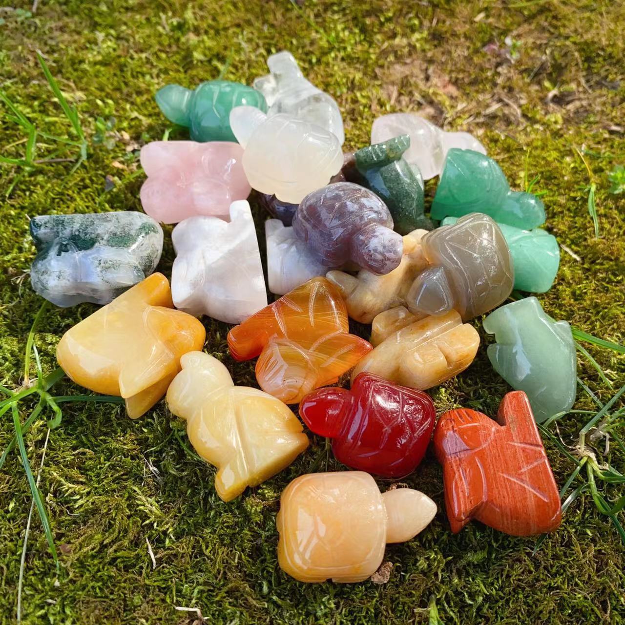 Natural crystal stone carved small animals