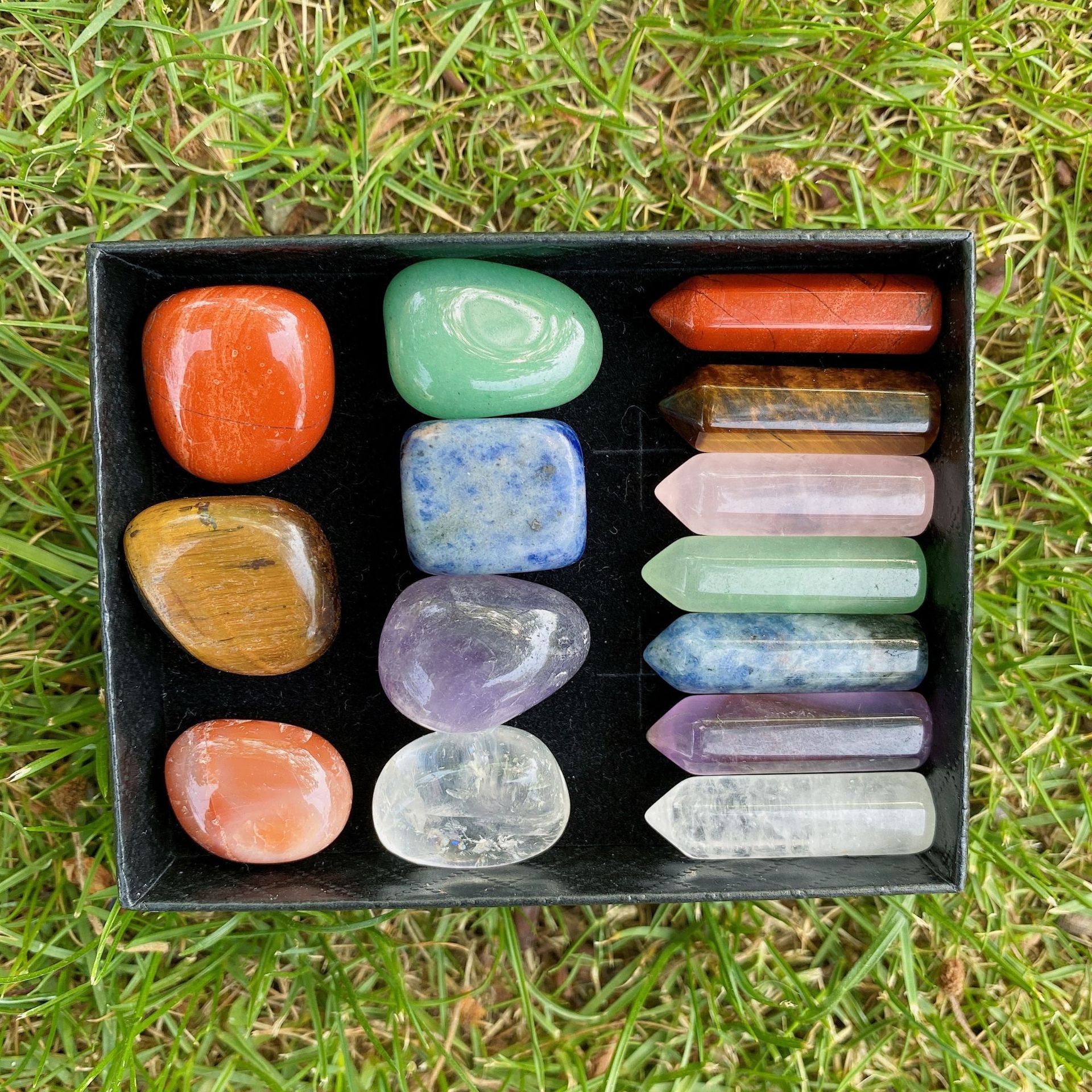 Natural Hexagonal Pillar Single Point Irregular 7  Stones  Set Gift Box