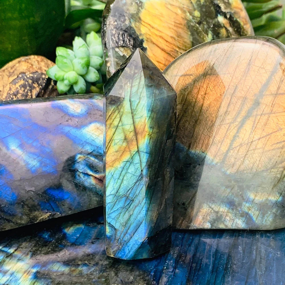 Labradorite Point